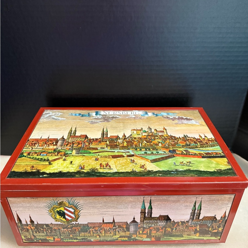 E Otto Schmidt Germany Lebkuchen Biscuit Cookie Tin Nurnberg  12" x 8" x 5.5"